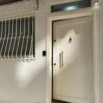 4Seasonsgea , Studio Apartment In Heart Of Tirana